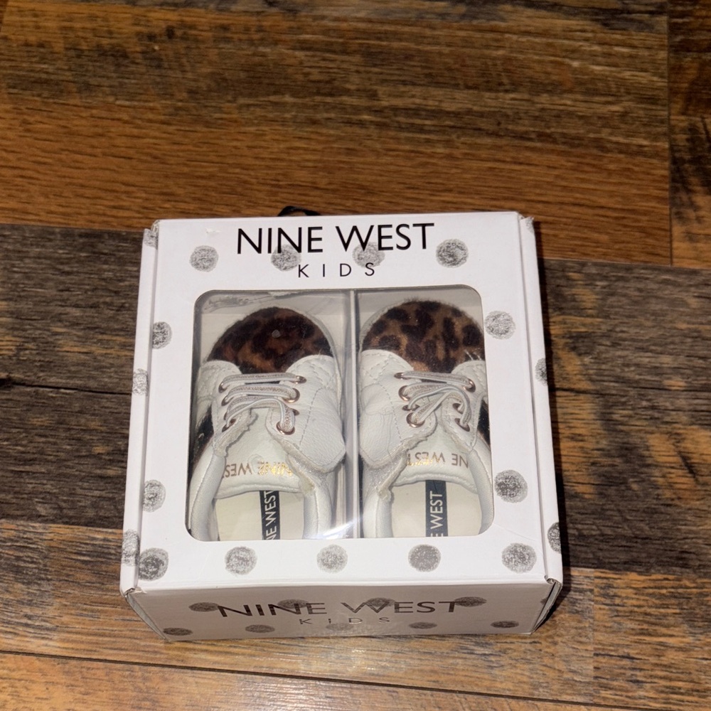 Nine West Baby Mena‎ White Animal Crib Shoes